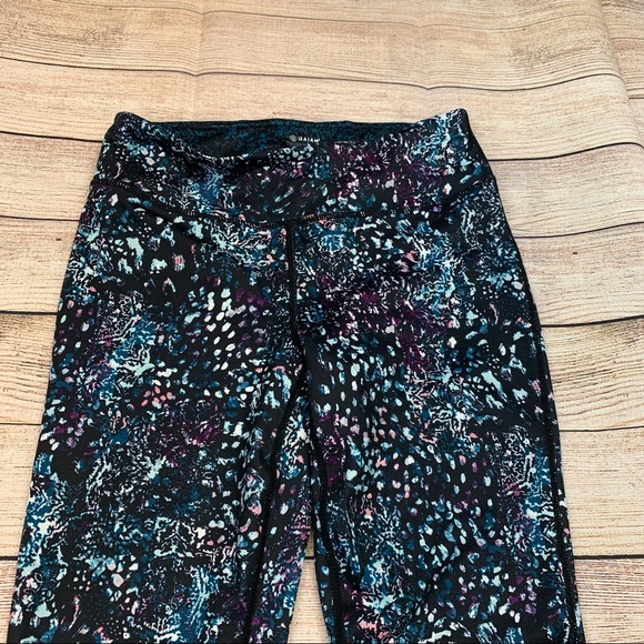 Gaiam Women’s Size Small Activewear Leggings - Picture 2 of 11
